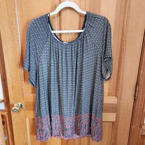 Fever Top Black &‎ White w/Peachy Pink Embroidery Size 3X